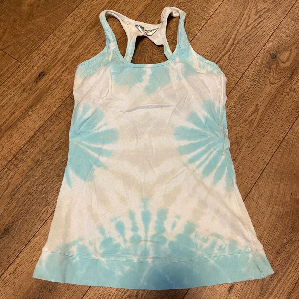 Hard tail tie dye tank